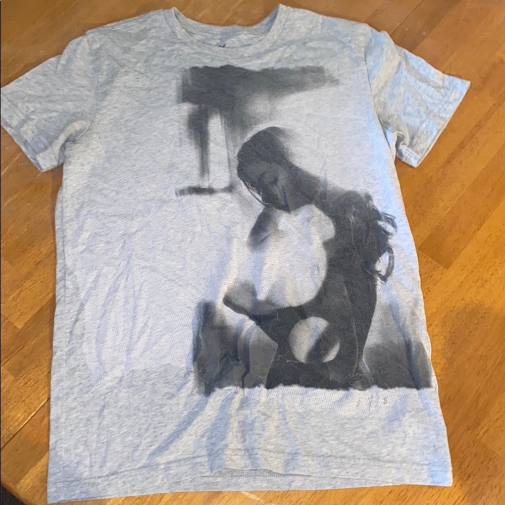 Graphic t-shirt